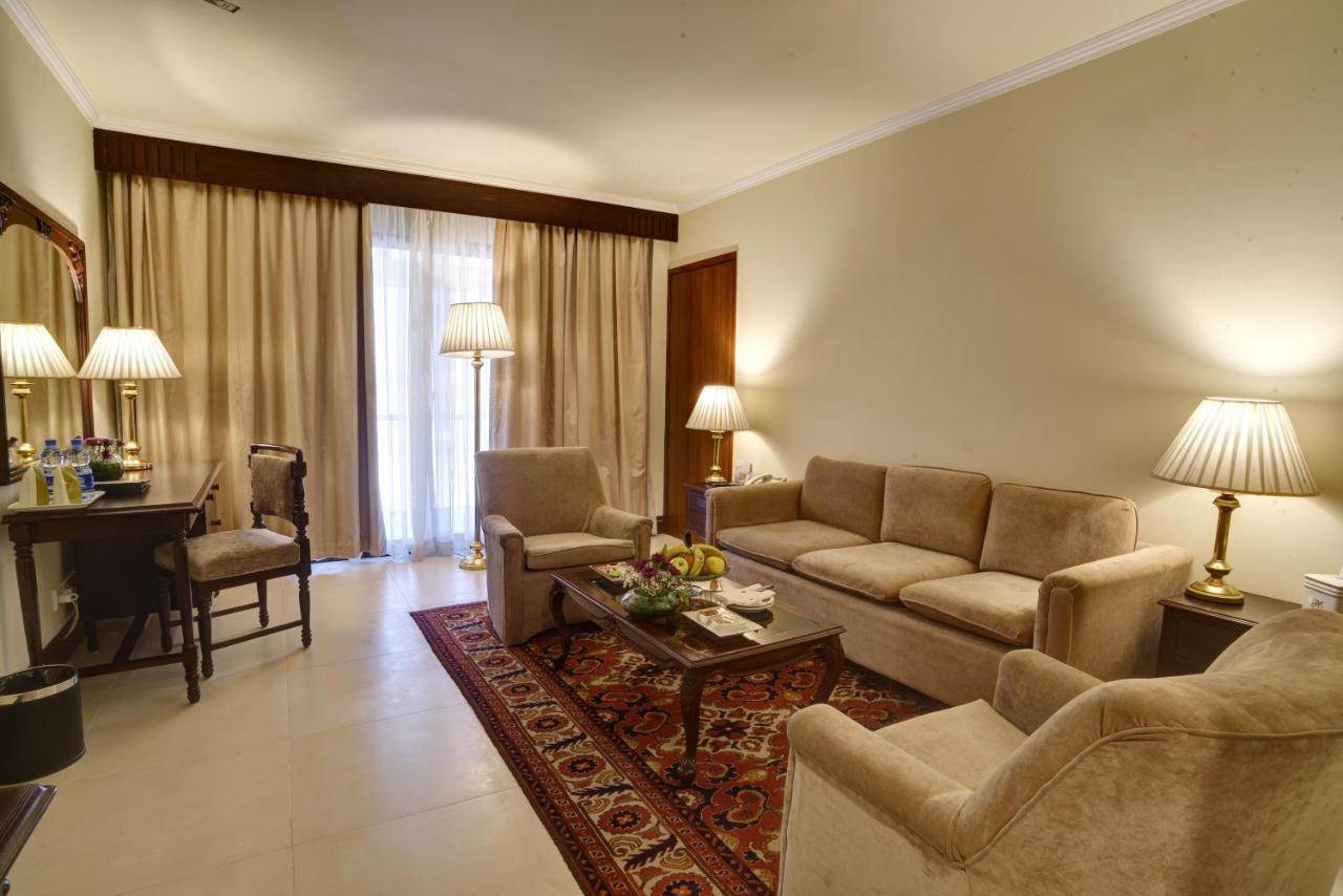 Pearl Continental Hotel, פשאוור מראה חיצוני תמונה